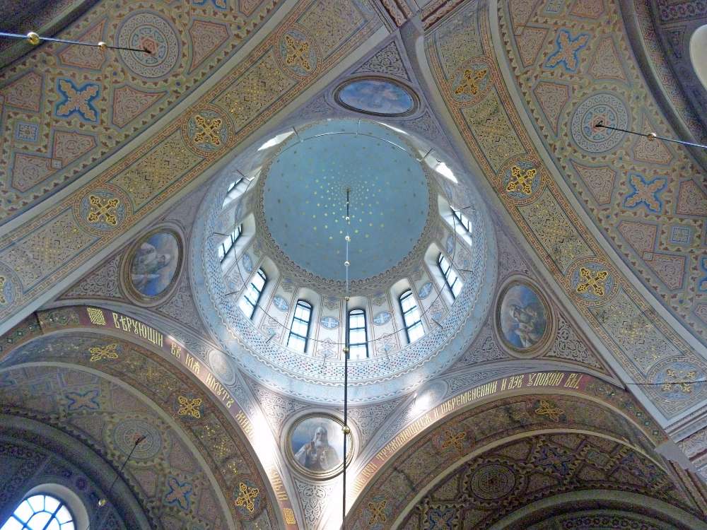ウスペンスキー寺院内ドーム天井