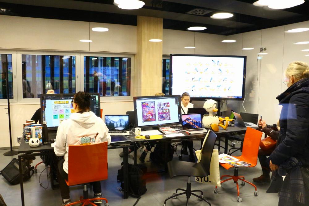 ヘルシンキ中央図書館OODIの２階にあるデジタルデザインルーム