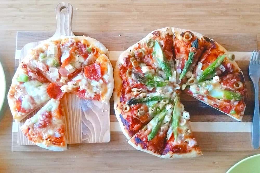 生地から手作りピザ